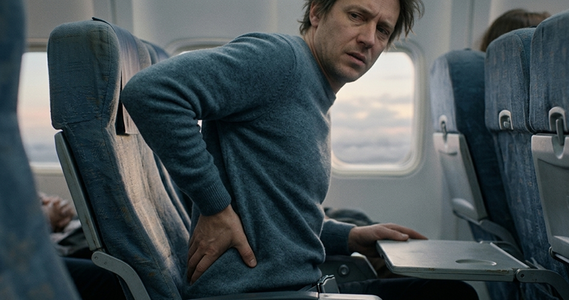 Hip Pain After Long Flight: Why It Happens and How to Fix It